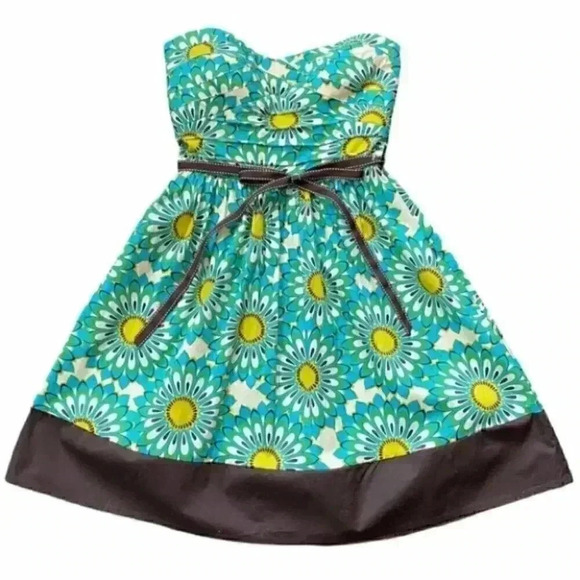 Trixxi Strapless Fit & Flare Dress Sweetheart Neck Green Black Floral Size XXS - Picture 2 of 15